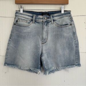 Judy Blue Light Wash Cutoff Denim Shorts High Rise Dad Shorts Women’s Size Large
